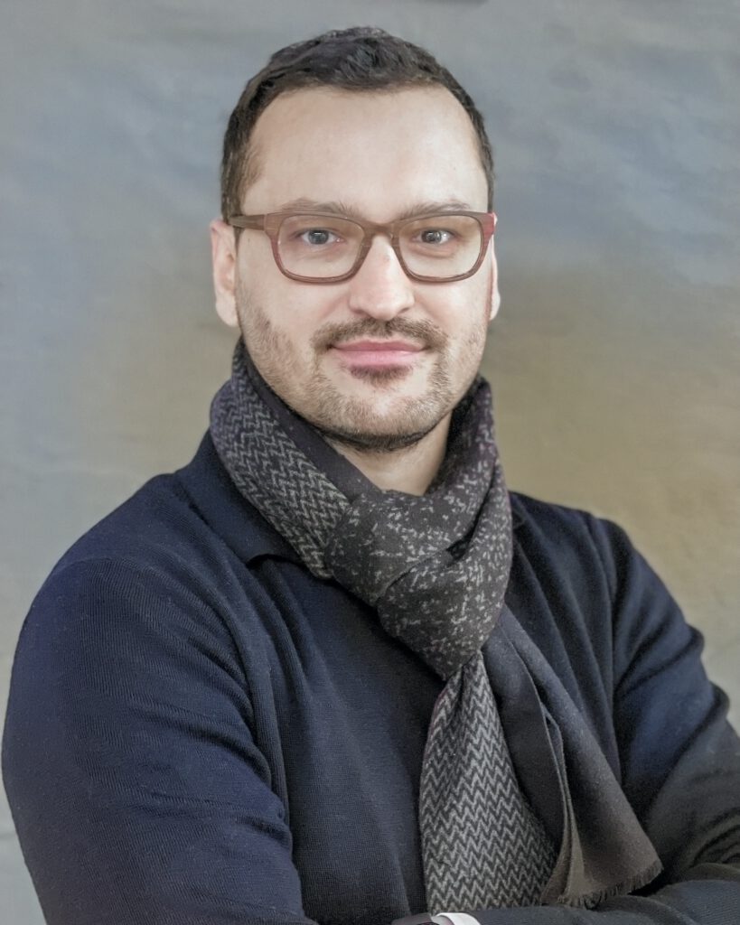 Daryoush Vaziri